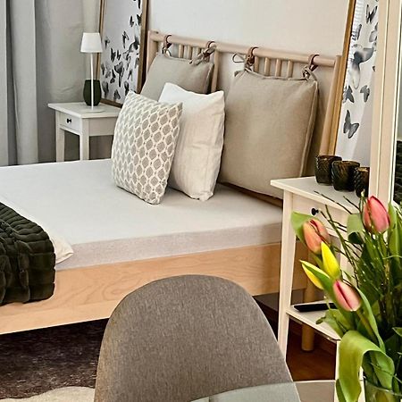 Gemuetliches Studio Apartment Вена Экстерьер фото